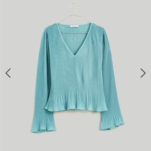 Madewell Pleated Flare-Sleeve Top